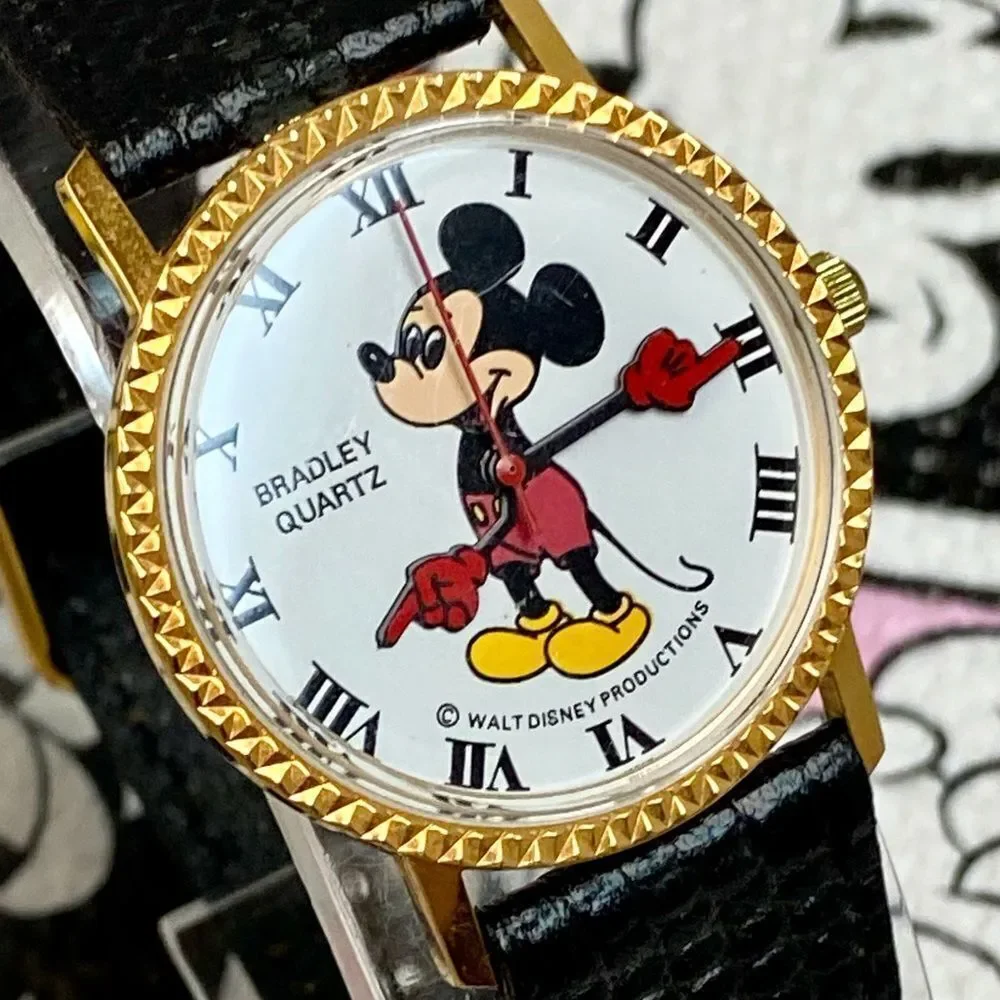 Vintage Walt Disney Productions Bradley Coin Edge Mickey Mouse Watch